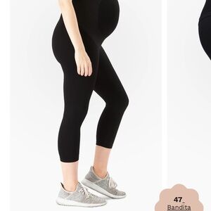NWT Belly bandit maternity capri